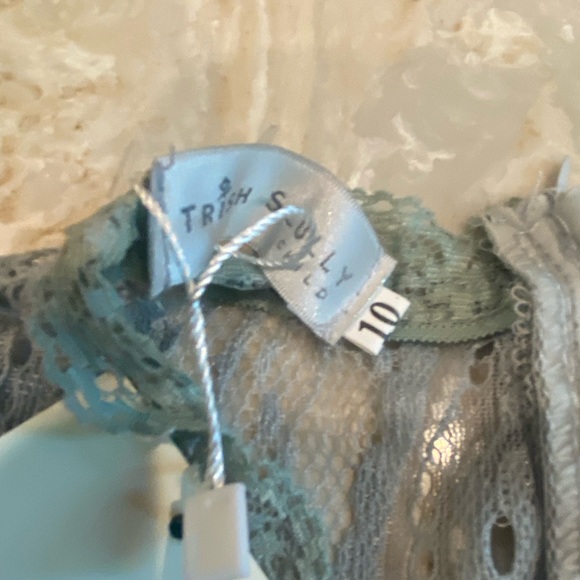 Trish Scully - Picture 3 of 11